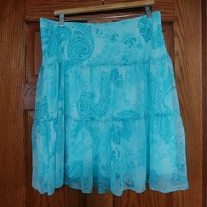 Ladies Size 12 Turquoise Skirt